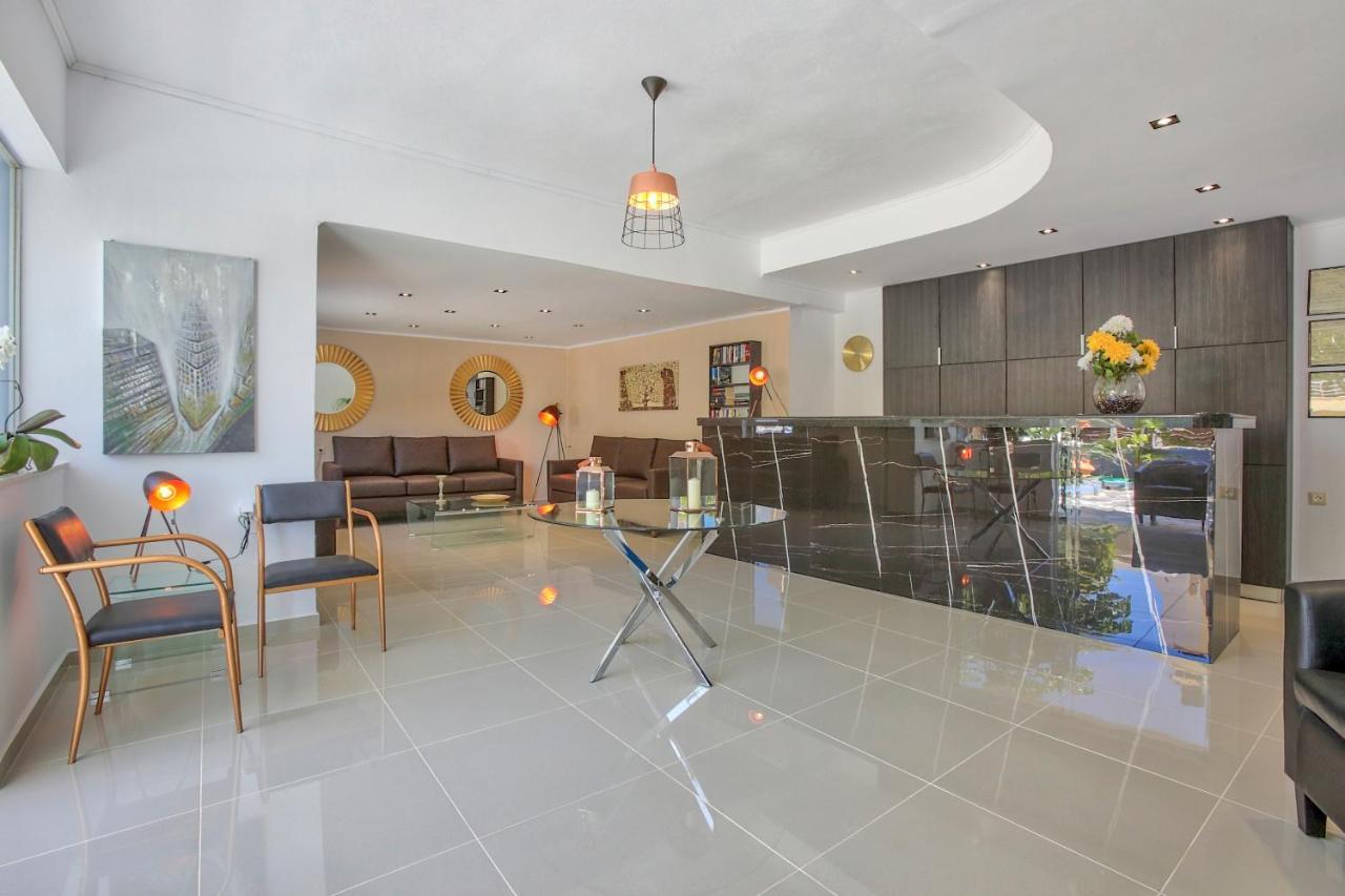 Happy Days Aparthotel มาเลีย ภายนอก รูปภาพ